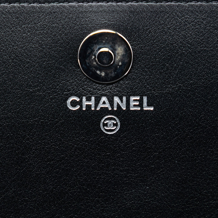 Chanel CC Cuir verni Strass Embellished Wallet on Chain