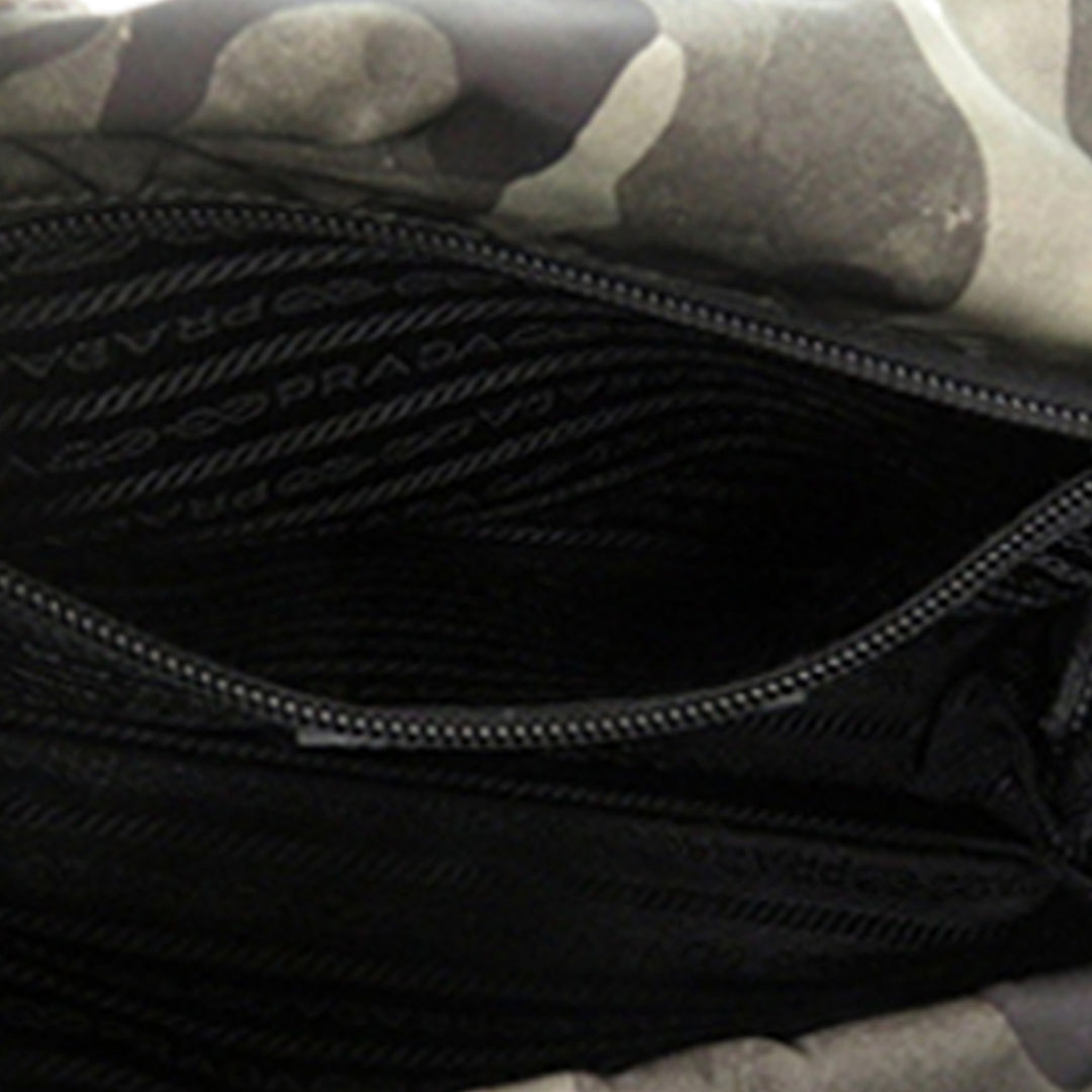 Prada Saffiano à finitions Tessuto Camouflage Double Buckle Messenger Sac