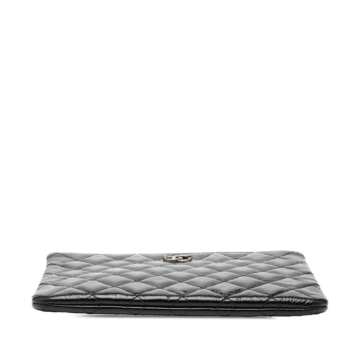 Chanel Matelassé froissé O Étui Pochette Petit Cuir