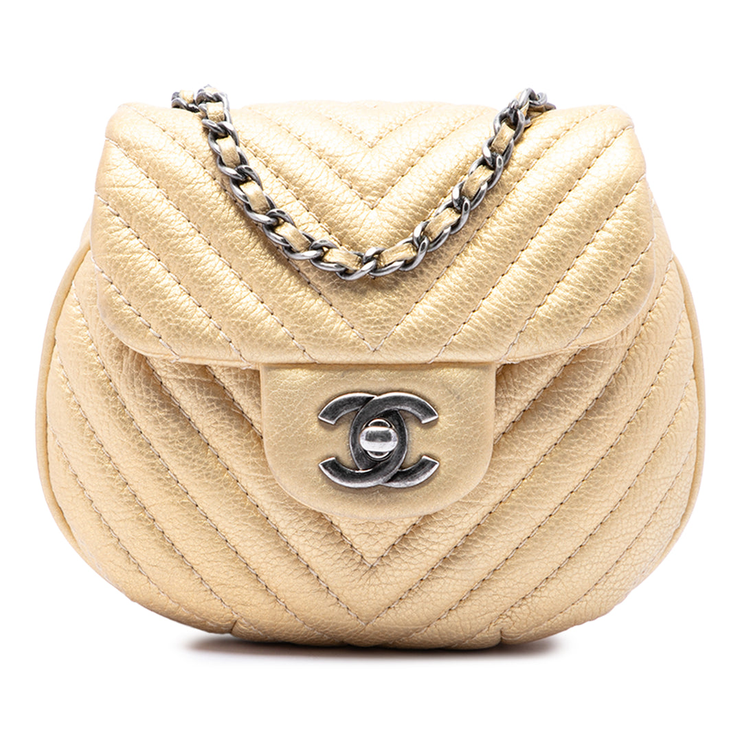 Chanel CC Chevron Métallisé vieilli Bubble à rabat Cuir de veau Doré – vue principale – GABY PARIS