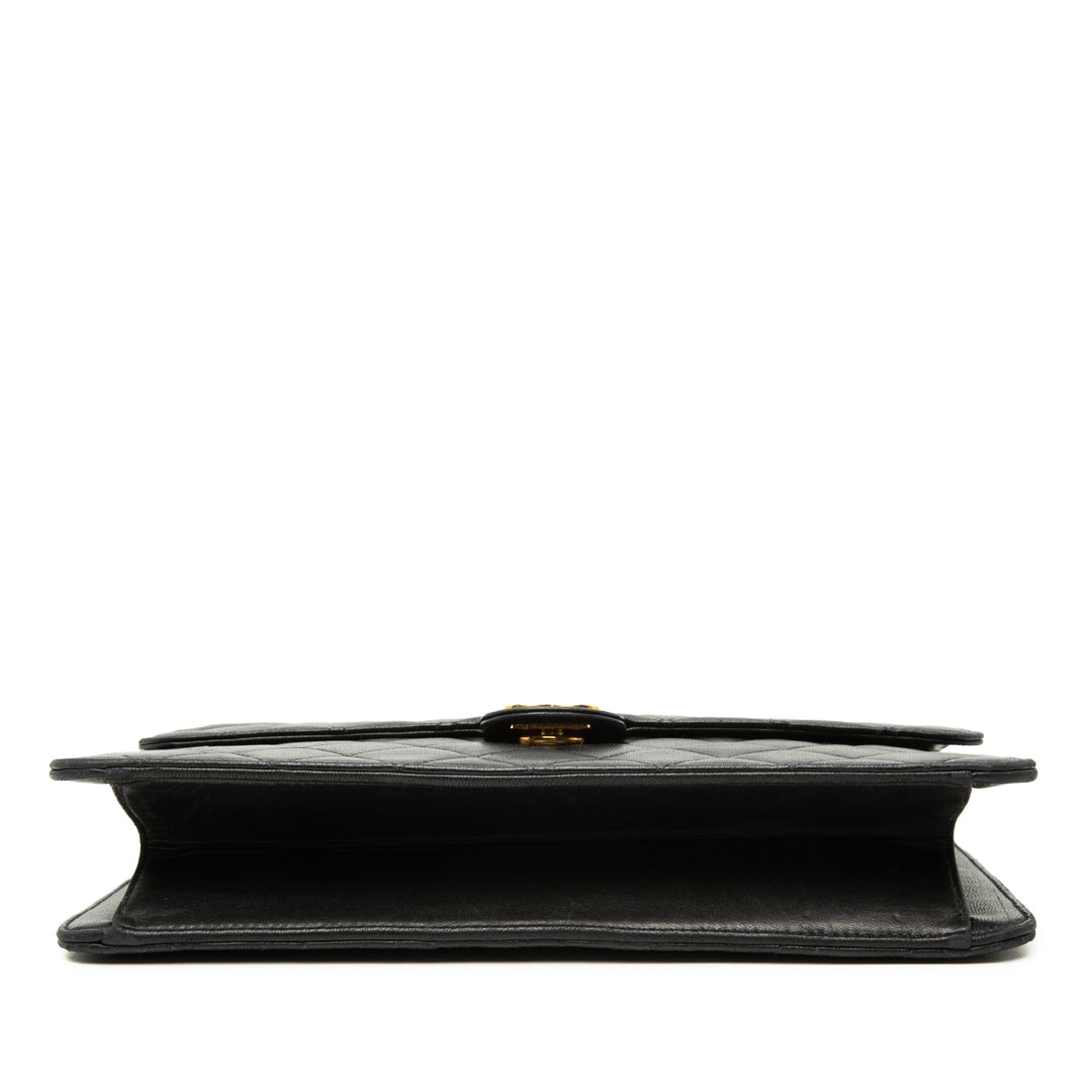Chanel Medium CC Matelassé Cuir d’agneau Simple rabat
