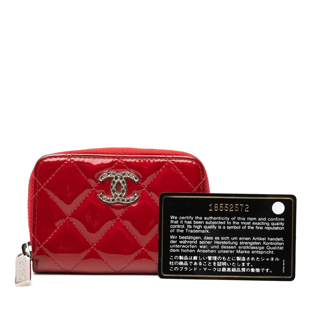 Chanel CC Matelassé Cuir verni Brilliant Zip Around Coin Pochette