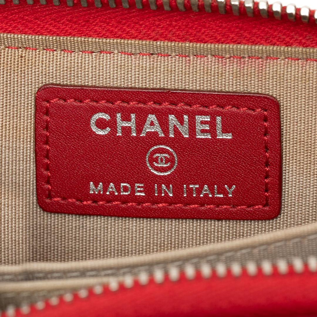 Chanel CC Matelassé Cuir verni Brilliant Zip Around Coin Pochette