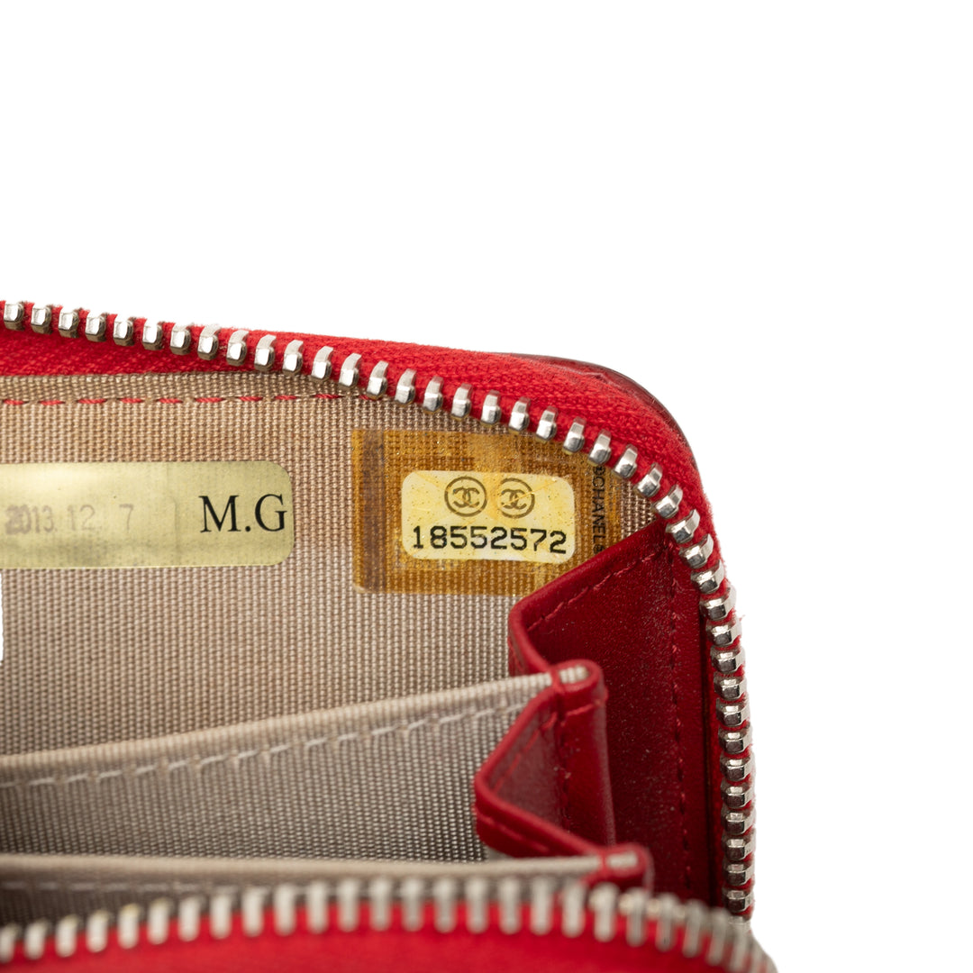 Chanel CC Matelassé Cuir verni Brilliant Zip Around Coin Pochette