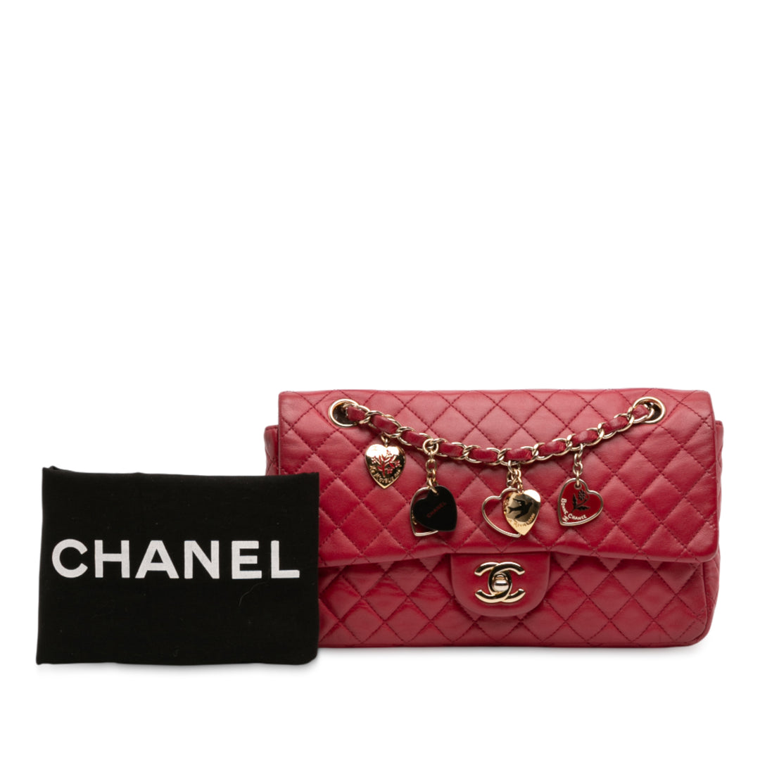 Chanel Medium Classic Cuir d’agneau Valentines Heart Charms Simple rabat