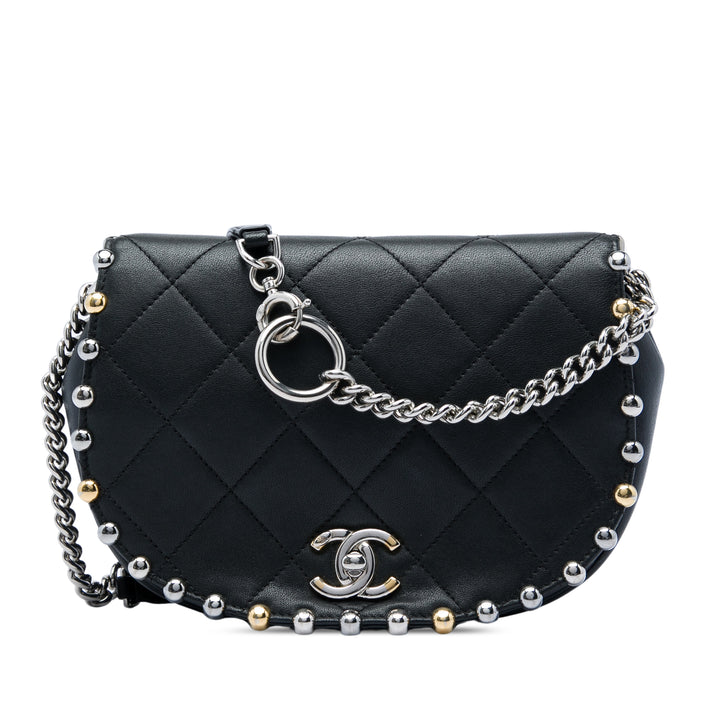 Chanel Small Matelassé Cuir d'agneau clouté Bubble à rabat