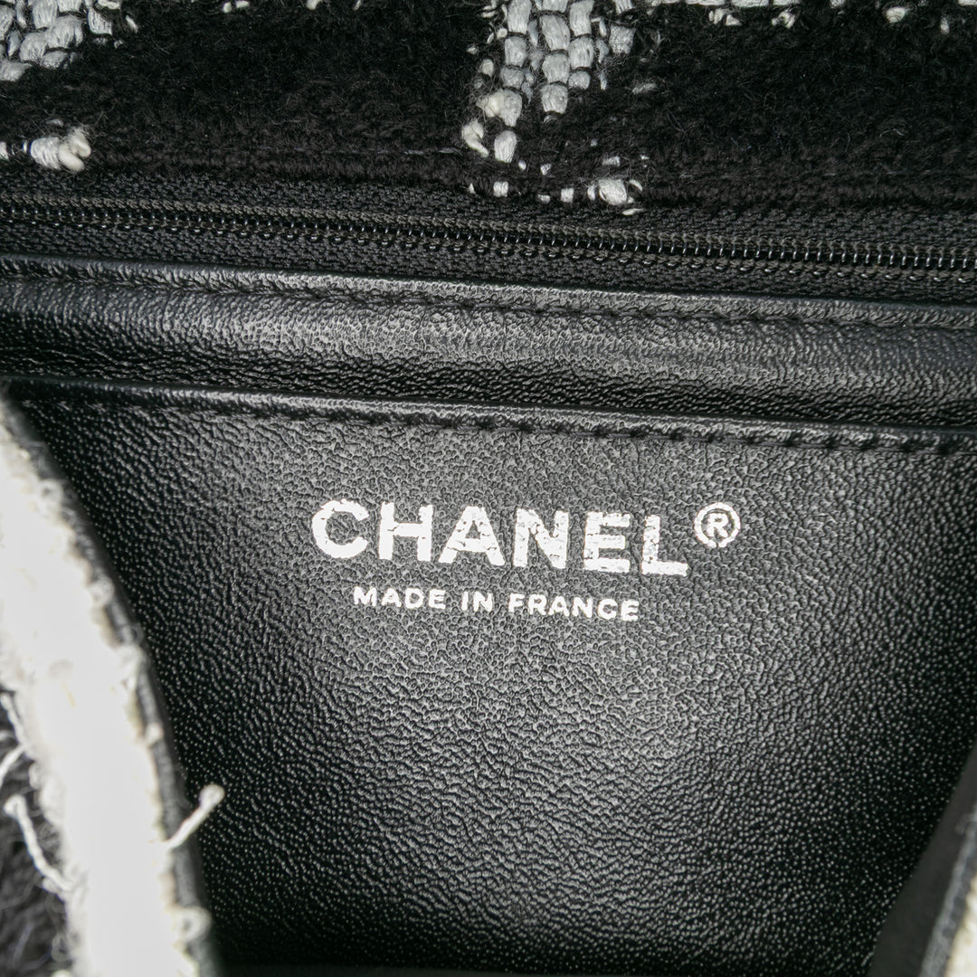 Chanel Mini Rectangular Classic Tweed Tartan Simple rabat Noir – GABY PARIS Authentique