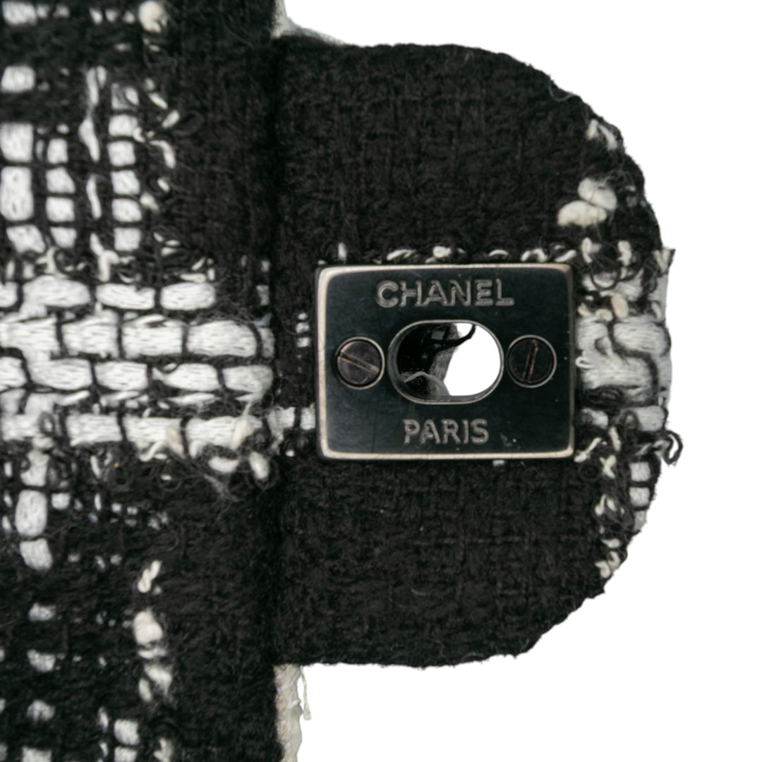 Chanel Mini Rectangular Classic Tweed Tartan Simple rabat Noir – GABY PARIS Authentique
