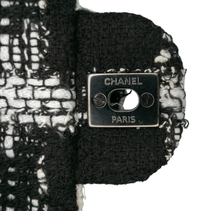 Chanel Mini Rectangular Classic Tweed Tartan Simple rabat Noir – GABY PARIS Authentique
