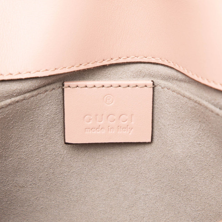 Gucci Sac porté épaule GG Marmont Matelasse Petit Cuir de veau Rose – vue 5 – GABY PARIS