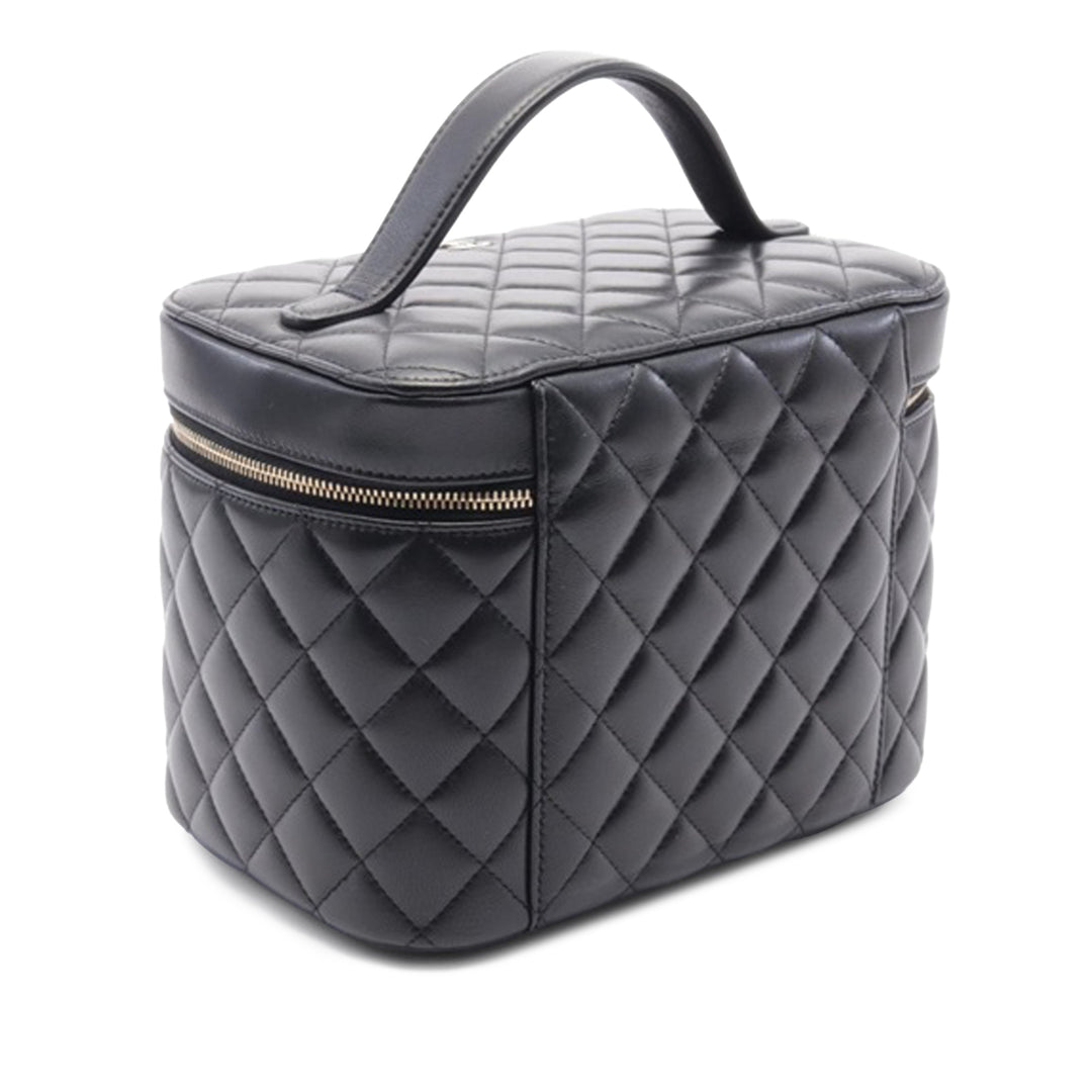 CC Quilted Lambskin Vanity Bag Black - Gaby Paris