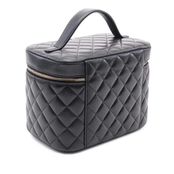 CC Quilted Lambskin Vanity Bag Black - Gaby Paris