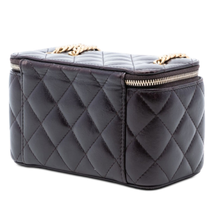 Chanel Small Matelassé Cuir d’agneau Pillow Crush Vanity avec chaîne