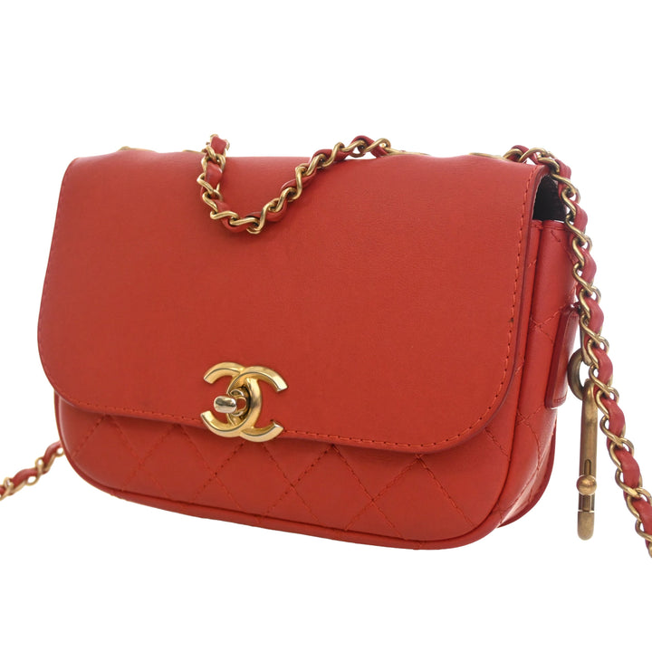 Chanel Matelassé Cuir de veau Multi Pochetteing à rabat et Coin Purse