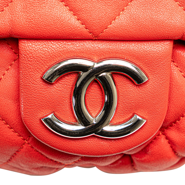 Large Quilted Lambskin Chain Around Flap Red - Gaby Paris