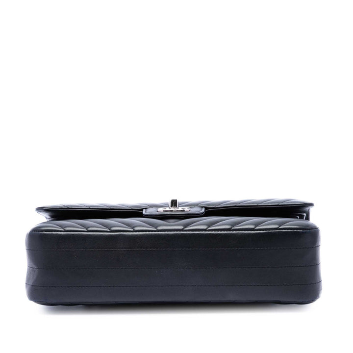 Chanel Medium Classic Chevron Cuir d’agneau Double rabat