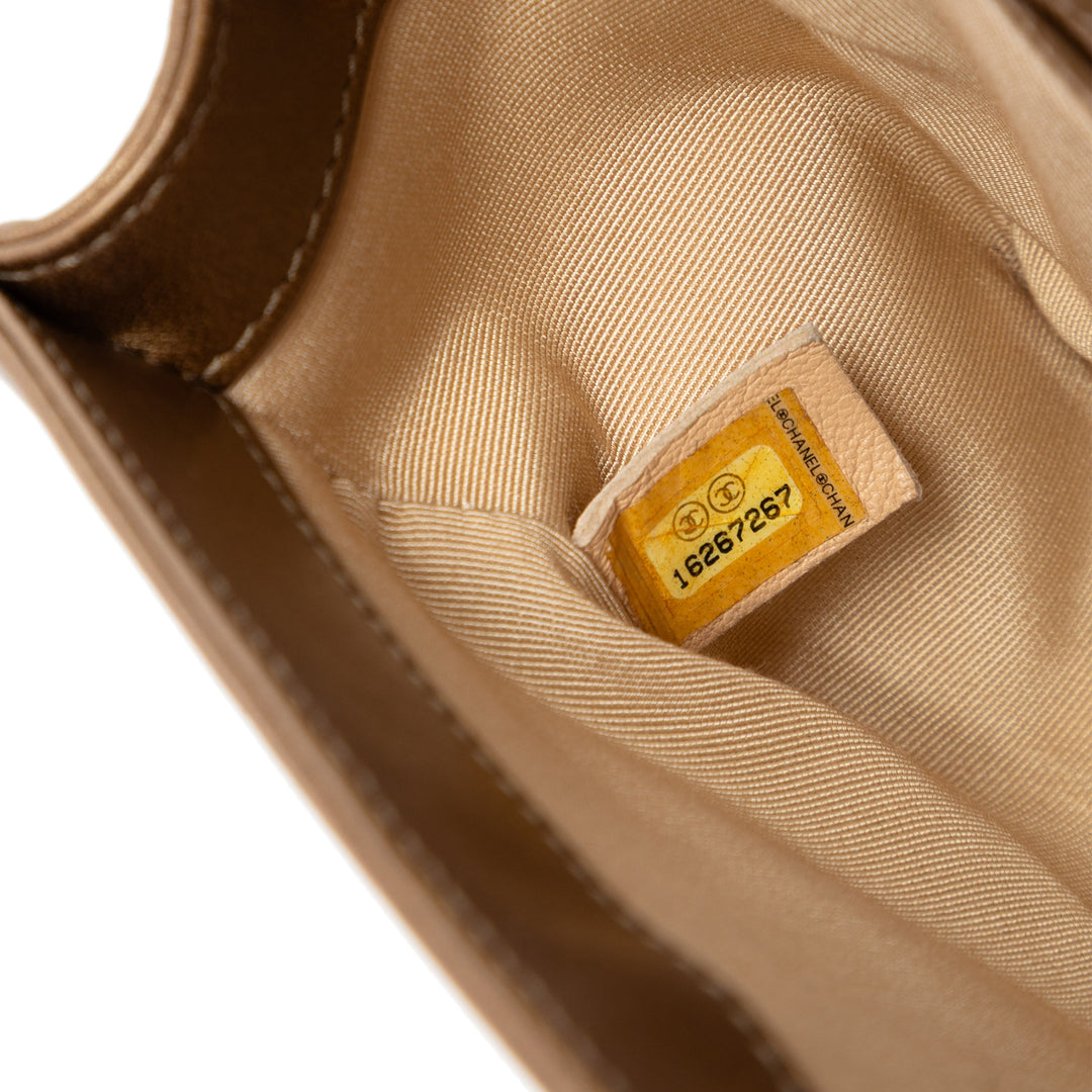 Chanel Small Matelassé Metallic Cuir d’agneau Boy à rabat