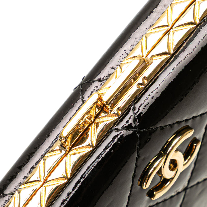 Small Glazed Goatskin Box With Chain Black - Gaby Paris