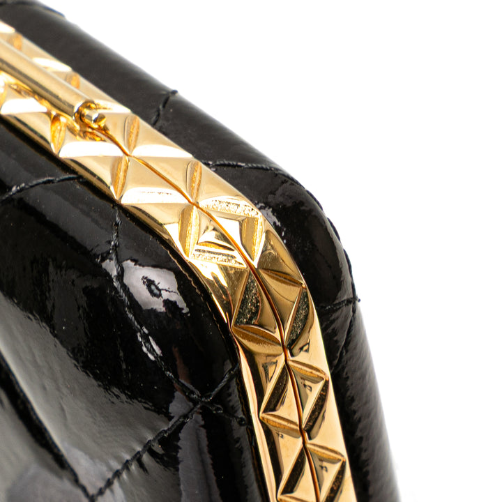 Small Glazed Goatskin Box With Chain Black - Gaby Paris