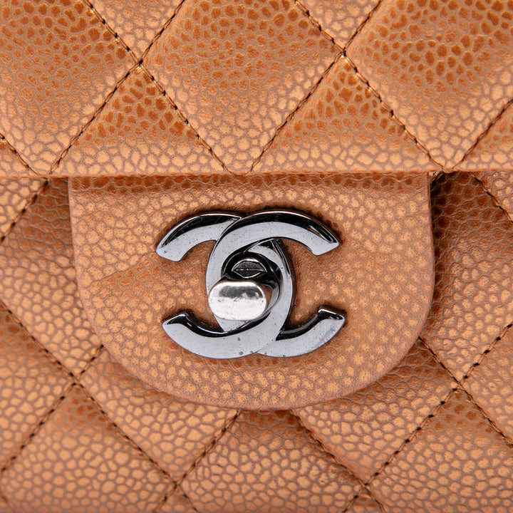 Chanel Sac porté épaule Classic Métallisé Double rabat Moyen Cuir caviar Marron – vue 5 – GABY PARIS