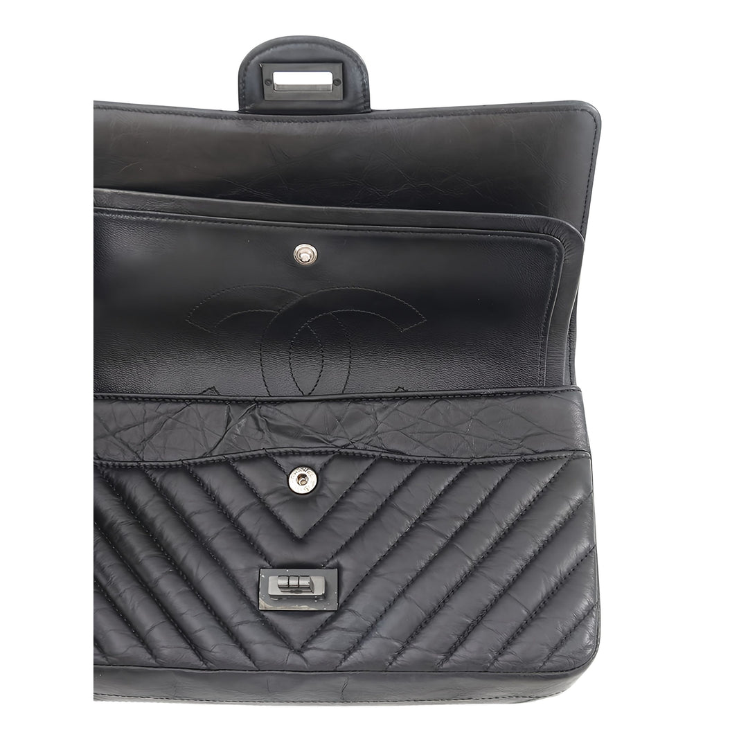 Chanel Chevron So Reissue 2.55 Double rabat 225 Cuir d'agneau Noir – vue 14 – GABY PARIS