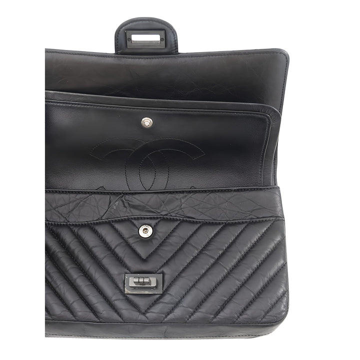 Chanel Chevron So Reissue 2.55 Double rabat 225 Cuir d'agneau Noir – vue 14 – GABY PARIS