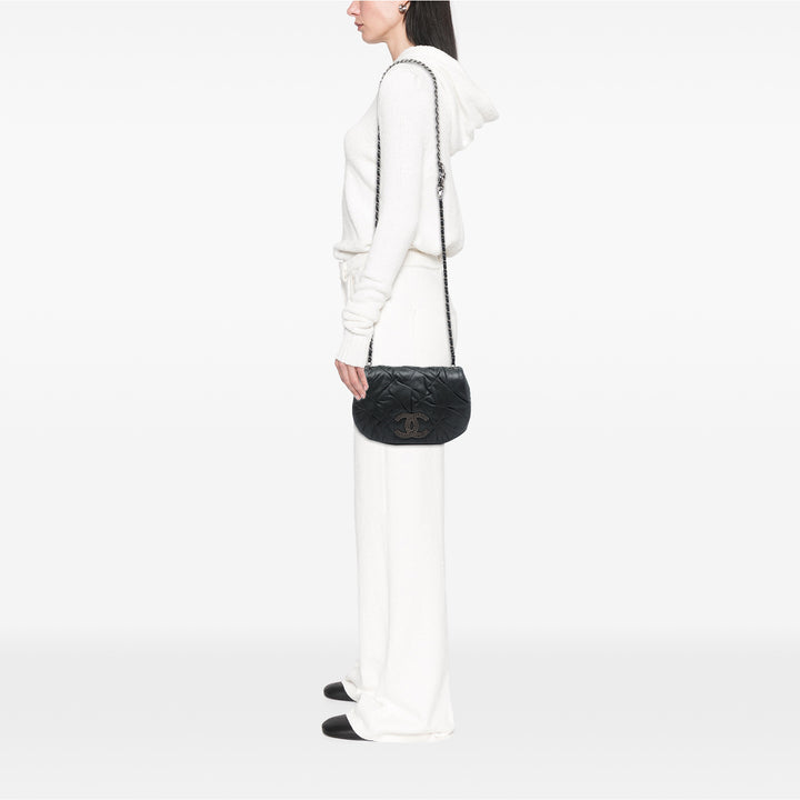 Chanel Iridescent Cuir de veau East Glint à rabat