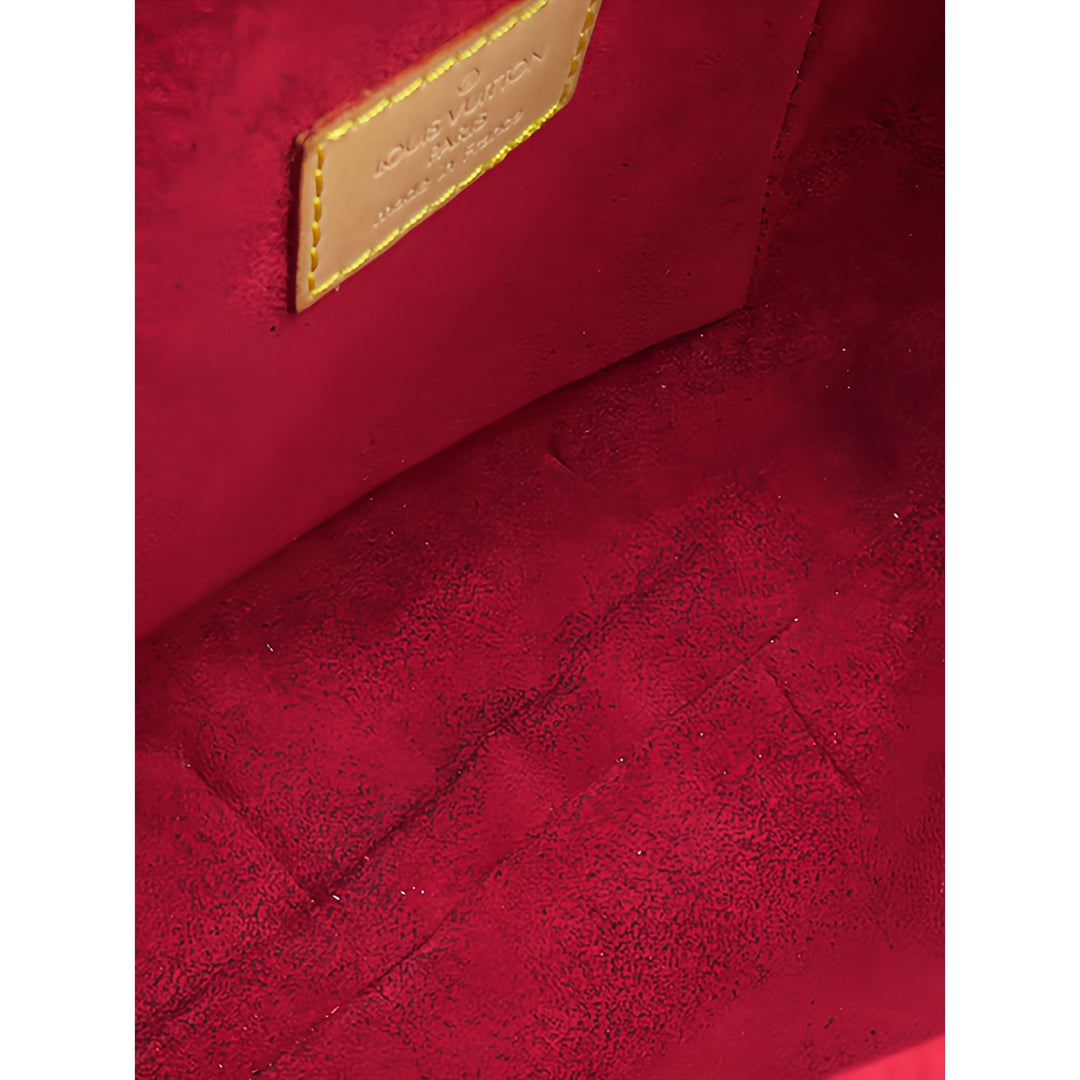 Louis Vuitton Croissant MM Monogram Marron – vue 8 – GABY PARIS