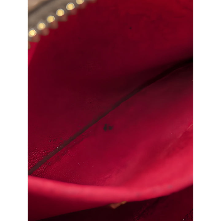 Louis Vuitton Croissant MM Monogram Marron – vue 9 – GABY PARIS