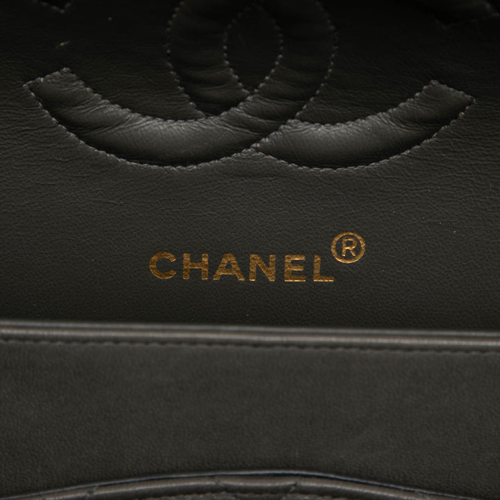 Chanel Medium Classic Cuir d’agneau Double rabat