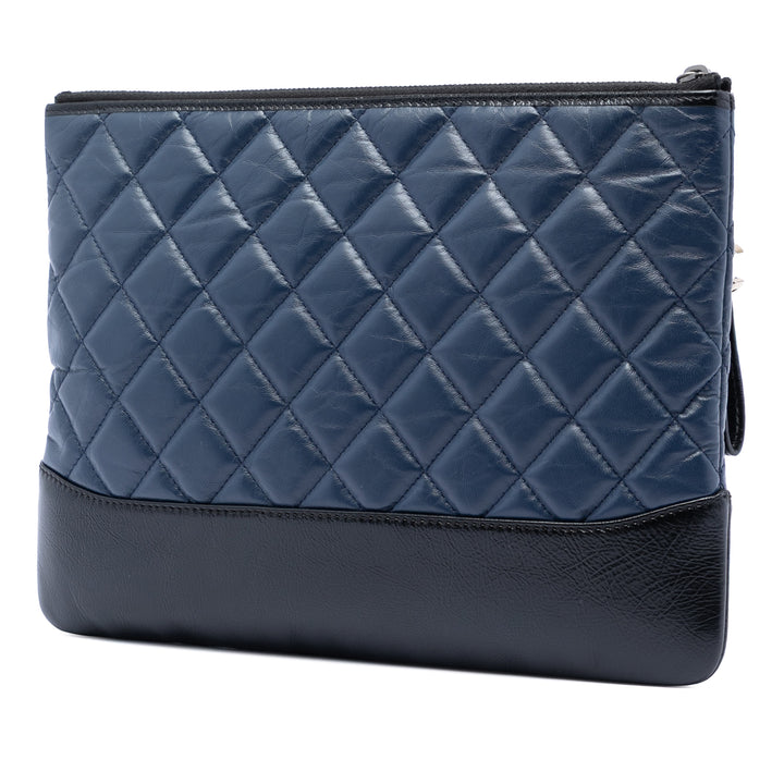 Chanel Medium vieilli Cuir de veau Gabrielle O Étui Pochette