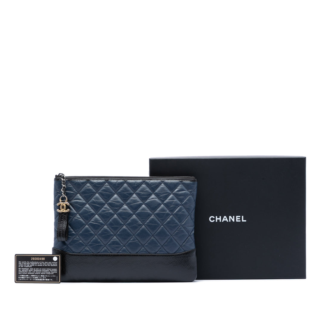 Chanel Medium vieilli Cuir de veau Gabrielle O Étui Pochette