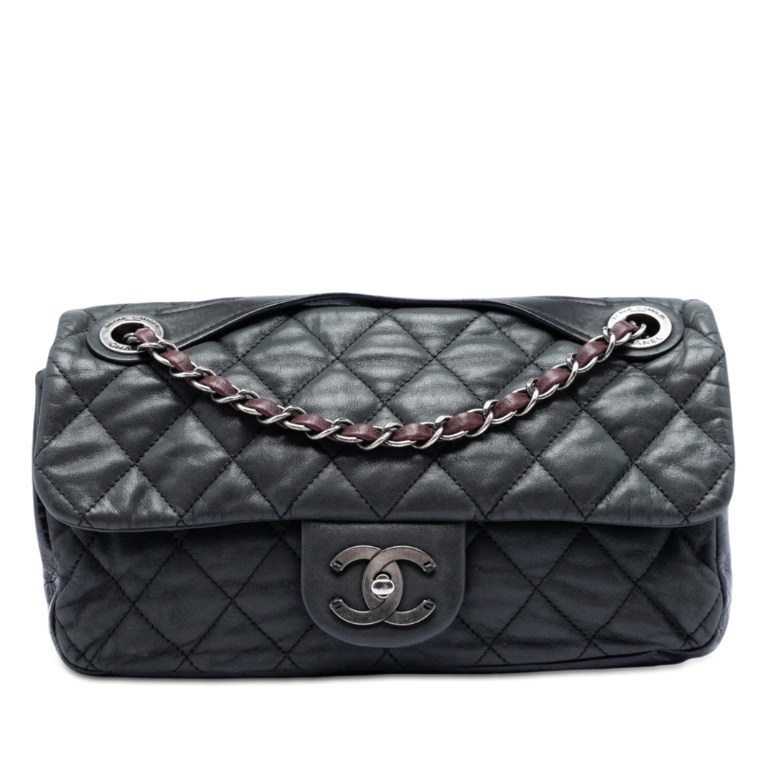 Chanel Medium Iridescent Cuir de veau In The Mix à rabat