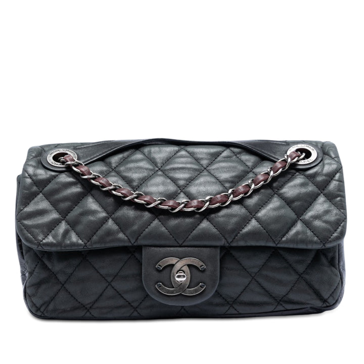 Chanel Medium Iridescent Cuir de veau In The Mix à rabat