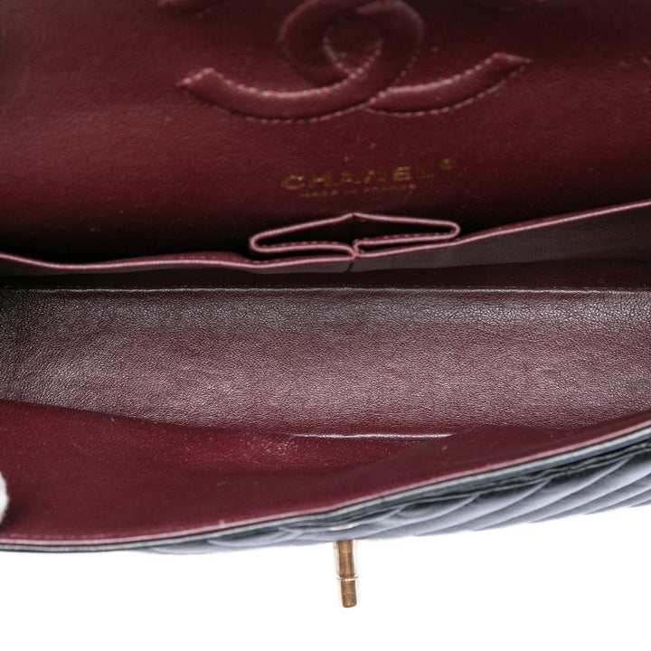 Chanel Medium Classic Chevron Cuir d’agneau Double rabat