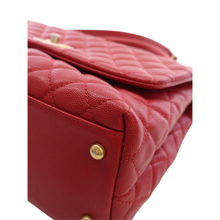 Chanel Sac à main Matelassé Coco à Petit Cuir caviar Rouge – vue 8 – GABY PARIS