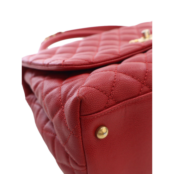 Chanel Sac à main Matelassé Coco à Petit Cuir caviar Rouge – vue 9 – GABY PARIS