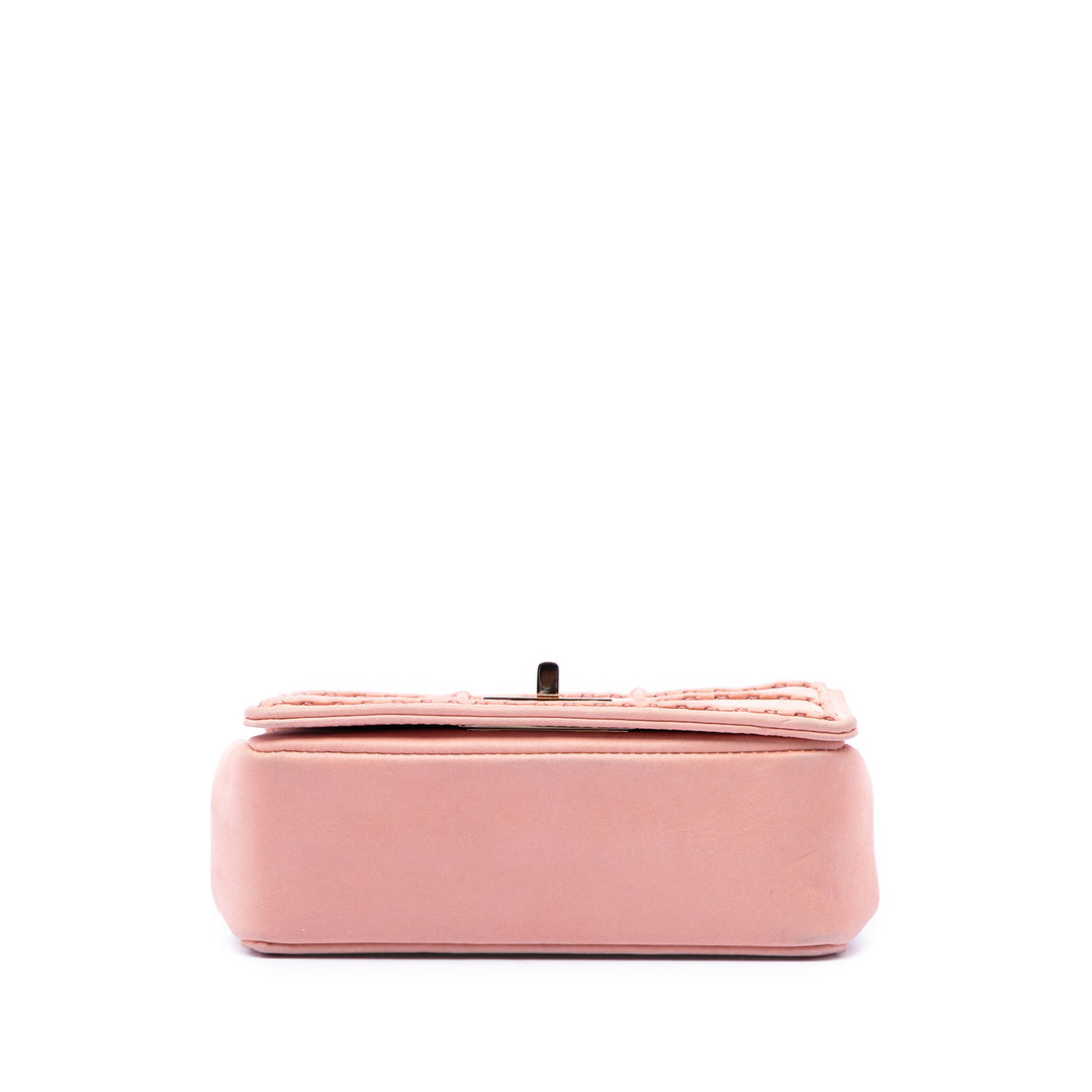 Surpiqué Chocolate Bar Irisé Reissue 2.55 à rabat Mini Cuir d'agneau Rose