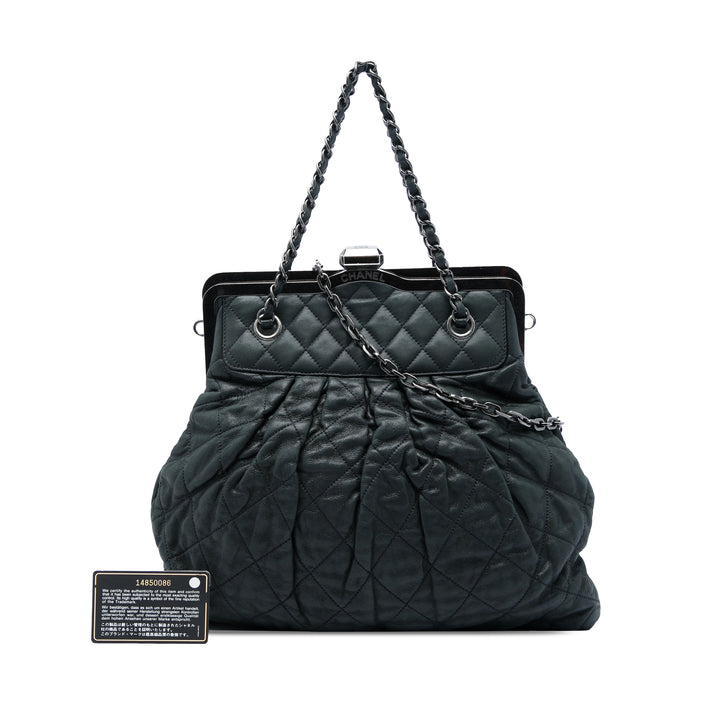 Chanel Matelassé Iridescent Cuir de veau Chic Quilt Frame Sac
