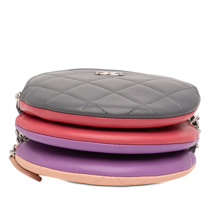 Chanel CC Matelassé Cuir d’agneau Triple Zip Rond Pochette avec chaîne