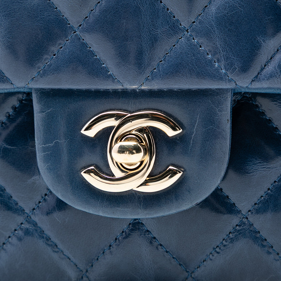 Chanel Medium Classic Glazed Cuir de veau Camellia Double rabat