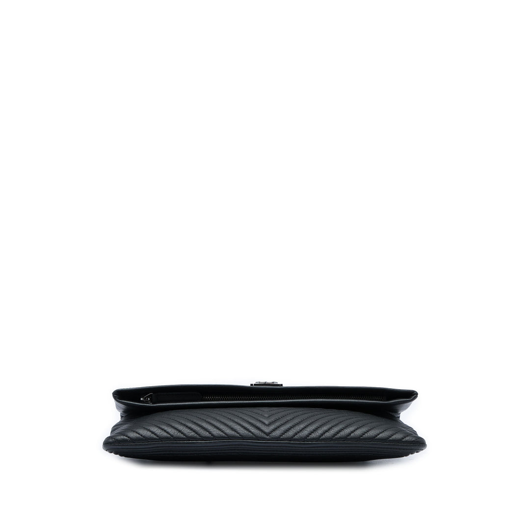 Chevron CC Beauty Boy Foldover Pochette Cuir de veau Noir