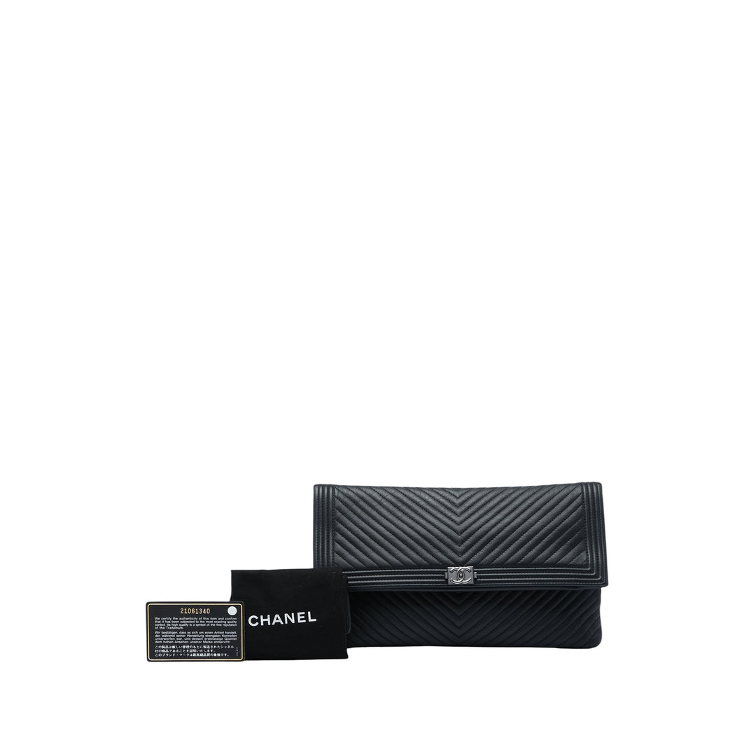 Chevron CC Beauty Boy Foldover Pochette Cuir de veau Noir