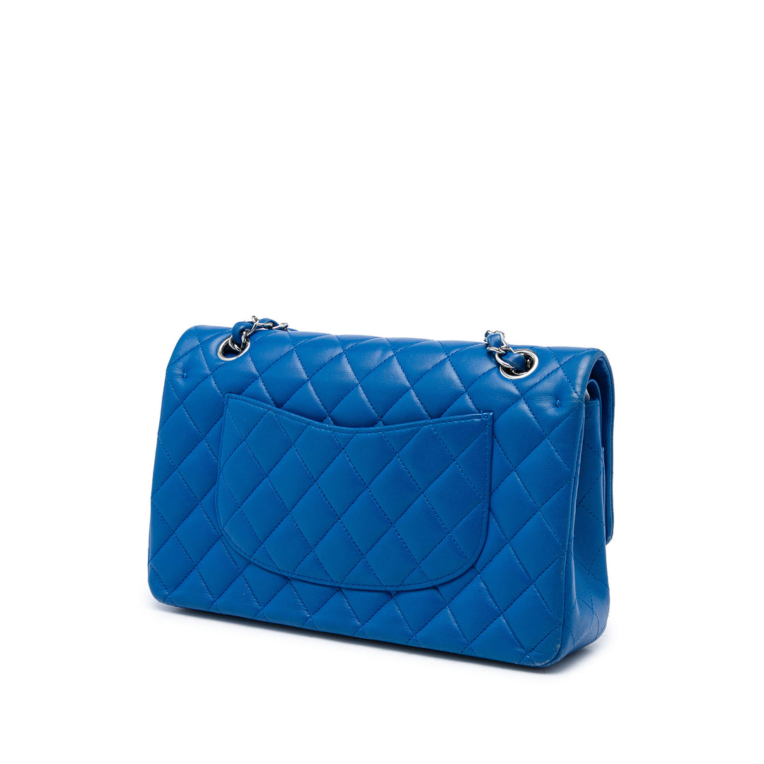 Chanel Sac porté épaule Classic Double rabat Moyen Cuir d'agneau Bleu – vue 2 – GABY PARIS
