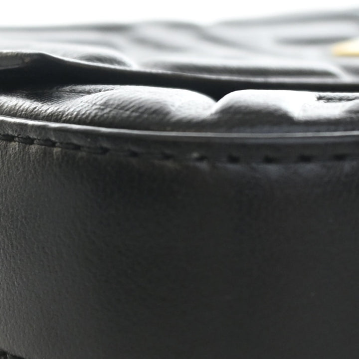 Fendi Zucca embossé Cuir Baguette Phone Pochette Sac