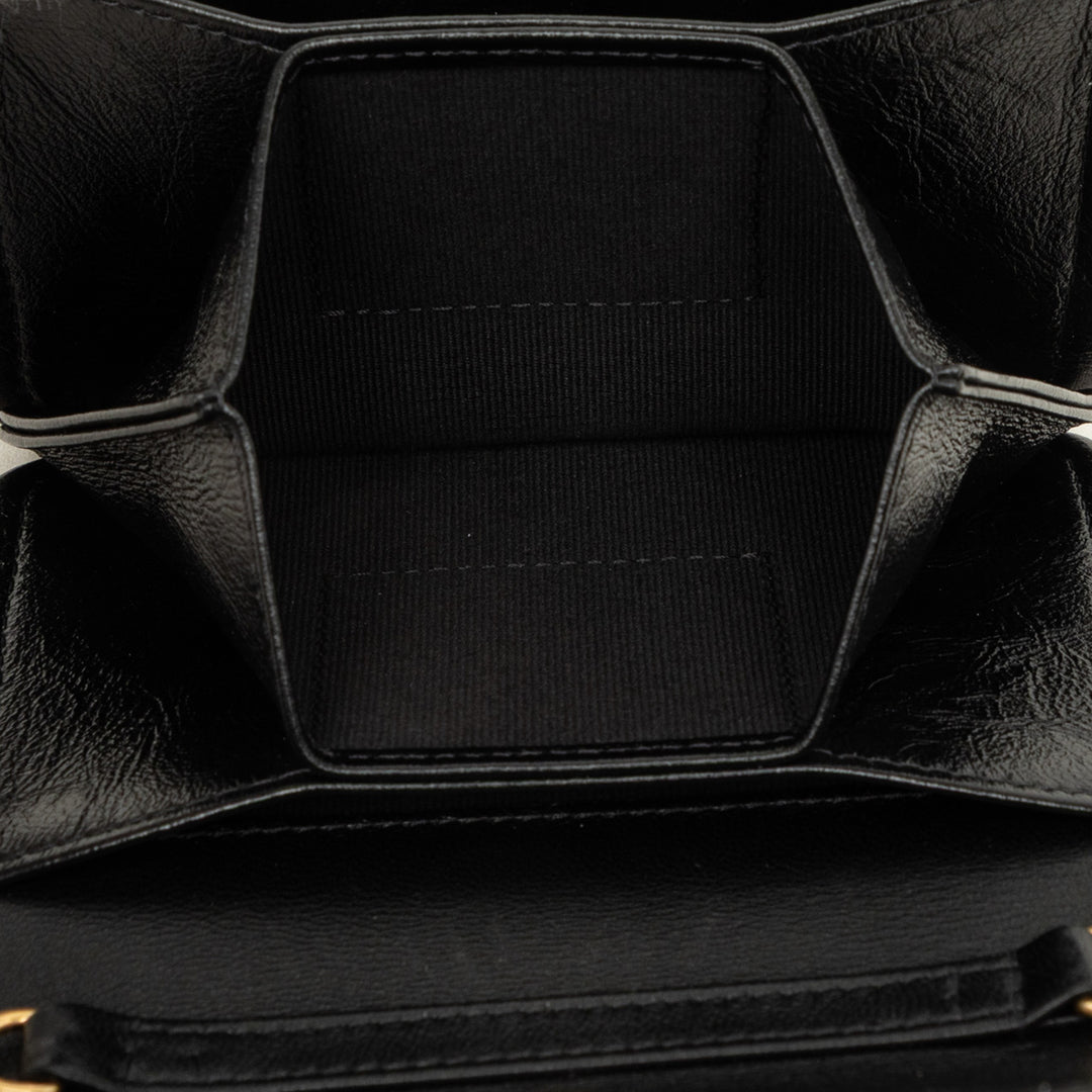 Chanel CC Métallisé Pochette avec chaîne Cuir de veau Noir – vue 4 – GABY PARIS