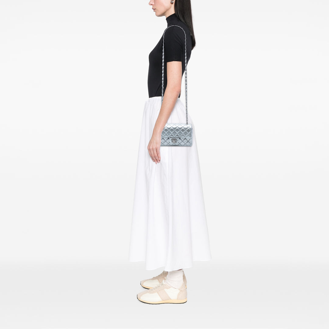 Chanel Small Matelassé Metallic Cuir d’agneau Simple rabat