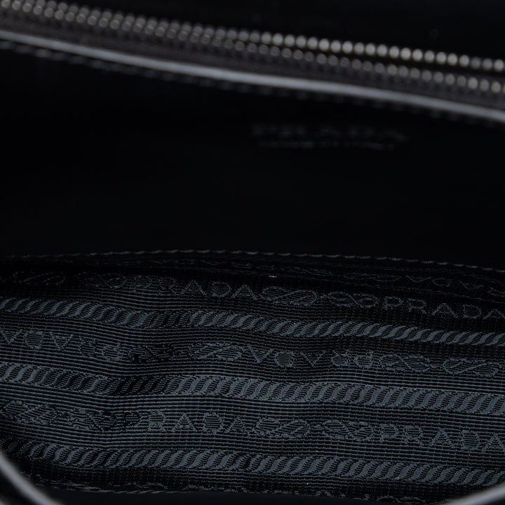 à finitions clouté City Veau Elektra Sac Saffiano Noir