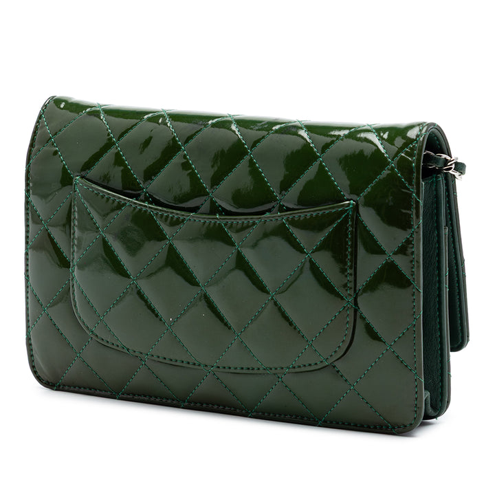Chanel CC Matelassé Cuir verni Wallet on Chain
