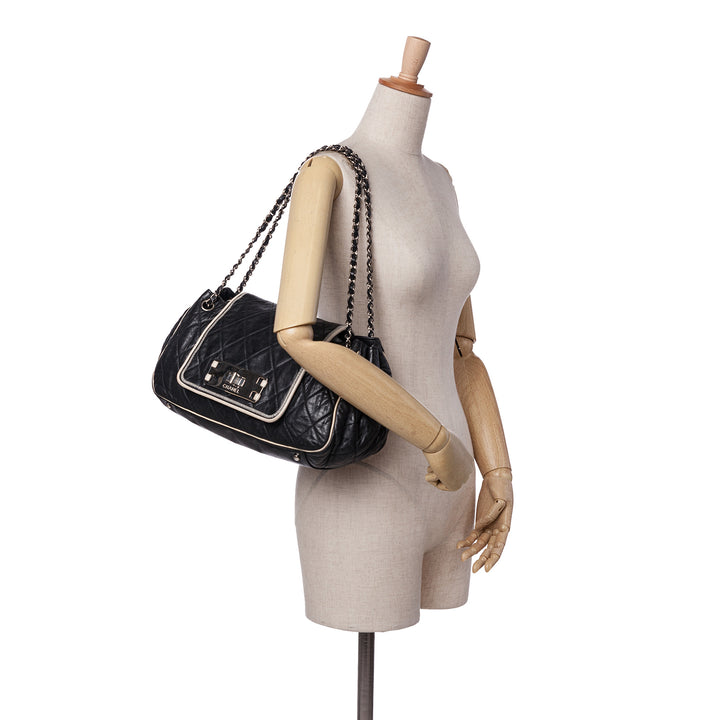 Quilted Lambskin East West Accordion Flap Black - Gaby Paris
